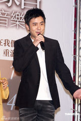 幻灯图：甄妮五月香港开唱 为刘家昌提前开金嗓