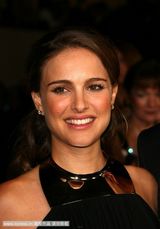 组图：美国导演工会奖红毯 星光熠熠大腕云集