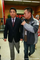 高清组图：众星齐聚春晚最后彩排 王菲撅嘟嘟唇可爱