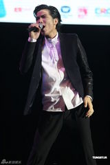 组图：萧敬腾上海办歌友会 5首歌被定违规将遭禁