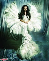 组图：熊黛林拍月历极致蛊惑 Angelababy变身天使