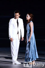 组图：金秀贤张东健等现身亚运 共庆体坛盛世