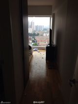 组图：邻居吵架引爆炸 隔壁男子晒家中惨照