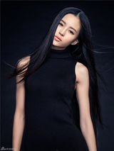 组图：温心写真优雅高贵 黑色礼服尽显纤细魅力