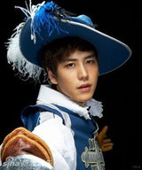 组图：欧巴走上音乐剧舞台 演唱跳都精彩