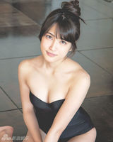 组图：AKB48锯袭案遇刺受伤成员复归拍性感写真