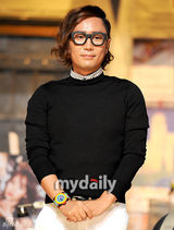 组图：李孝利郑才衡出席音乐节目《U&I》发布会