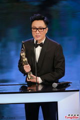 组图：郑中基凭《低俗喜剧》获最佳男配角