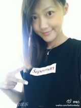 组图：王学兵有爱亲子照曝光 三婚娇妻童颜靓丽