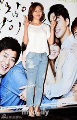 组图：《是爱情》赵寅成戴李光洙面具搞笑登场