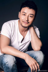 组图：刘牧全新写真曝光打造帅气型男范