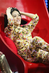 组图：乐嘉欲强吻谢娜遭拒 网友：张杰怎么看