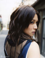 组图：演而优则唱——柴崎幸演戏唱歌两不误