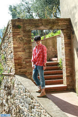 组图：《花少》自驾游 刘涛秀车技郑佩佩当翻译