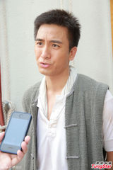 组图：马国明支持马赛相恋 艳舞片段不应公开