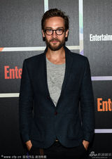 组图：吸血鬼妮娜秀性感 《权力游戏》群美争艳