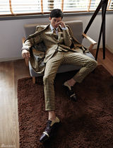 组图：绅士的品格！张杰复古格纹西装登杂志