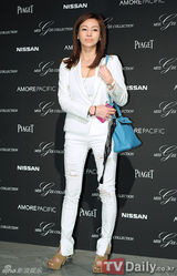 组图：朴诗妍朴正雅等亮相首尔时尚周活动