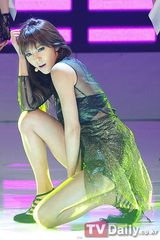 组图：韩国《MCD》李升基战胜梁耀燮获三连冠