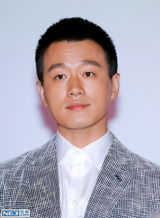 组图：《太平轮》发布会 黄晓明默认宋慧乔最美