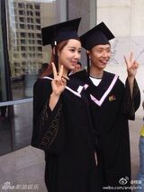 组图：刘星小雪大学毕业啦！网友感叹真心老了