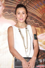 组图：罗霖为爱儿努力工作吸金 蒋怡将为女庆生