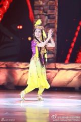 组图：好舞蹈新疆辣妈冠军美艳 明艳异域风情