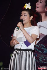 组图：S.H.E开唱大开黄腔 单身HEBE大喊“摄我”