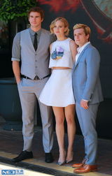 利亚姆、詹妮弗-劳伦斯、山姆-克拉弗林[1\/4]组