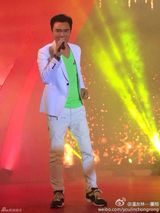 组图：赵薇公公寿宴 马云捧场韩红尚雯婕献唱