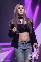 组图：Super Junior回归再夺冠 T-ara等女团性感大对决