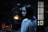 组图：《笔仙3》曝海报 江一燕置身阴森老宅
