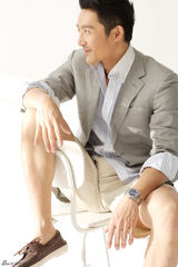 组图：涂松岩雅痞时尚大片 帅气潮搭大叔风范