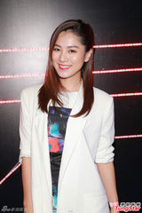 组图：曾志伟早知儿子恋情 与准儿媳同场不避嫌