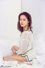 组图：王力可最新写真曝光 尽显居家小性感