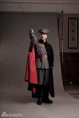 组图：献礼剧《开天辟地》蒋介石定妆照 