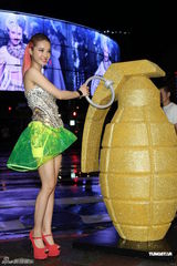 组图：蔡依林新歌MV街头首播 七夕节忙于工作