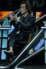 组图：《超演》导师护犊子 李咏乐嘉互耍心机