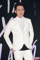 组图：歌手林昕阳发片 黄晓明“情侣装”助阵