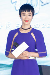 组图：《风中奇缘》发布会刘诗诗拳打胡歌