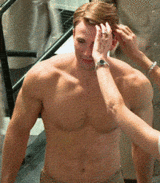 秒娱连珠：大胸美队！画面太帅我不敢看