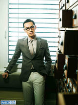 组图：胡歌瑞士拍摄大片 浪漫绅士邂逅异国情调