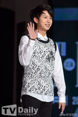 组图：帝国之子发行《First Homme》重磅回归