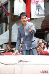 组图：马航事件引恐慌 萧敬腾坦言害怕坐飞机