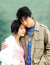 组图：盘房祖名出道10年电影角色 多与美女对戏