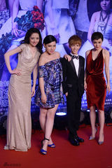 组图：杨幂产后首曝光 郭敬明拒与韩寒交朋友