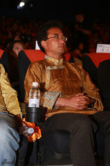 组图：FIRST青年电影展开幕 《神箭》引热议