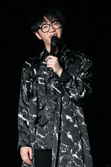 组图：华晨宇演唱会九月举办 3D舞台设计抢眼