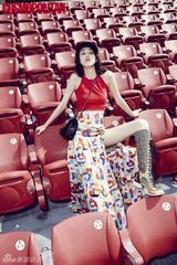 组图：权志龙绯闻女友水原希子韩国秀风情