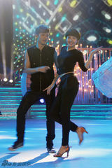 组图：唐艺昕登《舞出我人生》素颜彩排照曝光